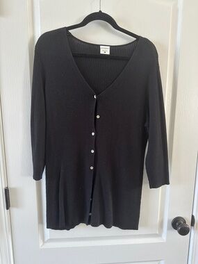 Motherhood Black V-Neck Ribbed Button-Front Cardigan